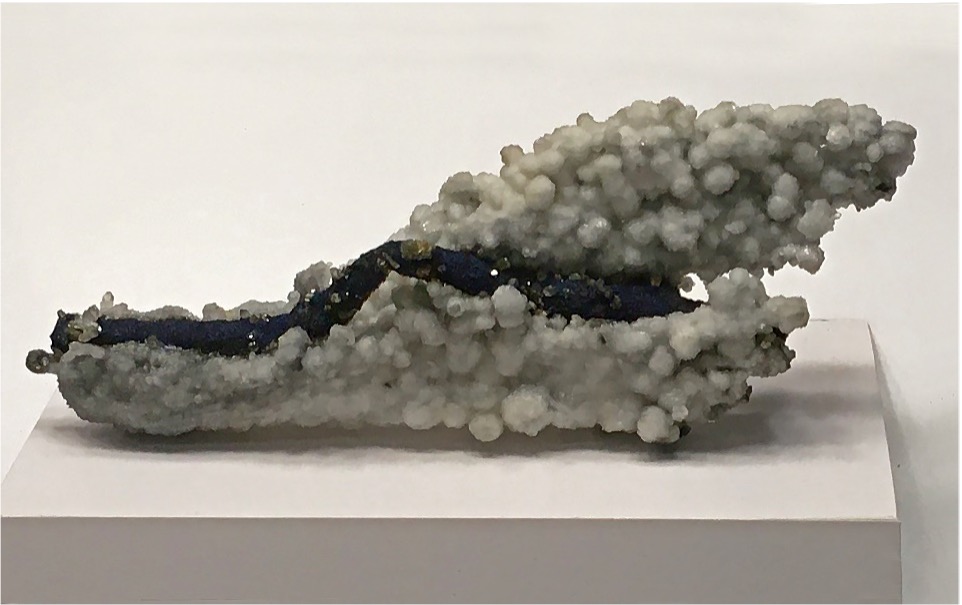 Inch Worm berthierite on quartz