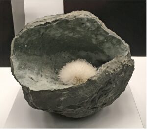 the oyster natrolite on quartz